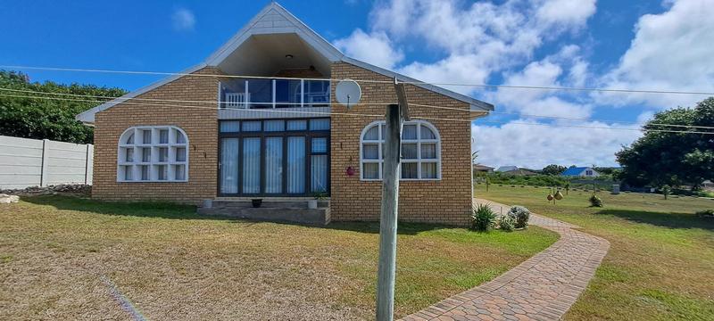 2 Bedroom Property for Sale in Stilbaai Wes Western Cape